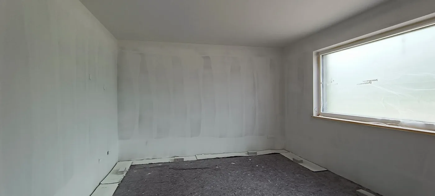 Smooth ceiling in a new build painted white (2) – A&G Premium Service, Salzburg