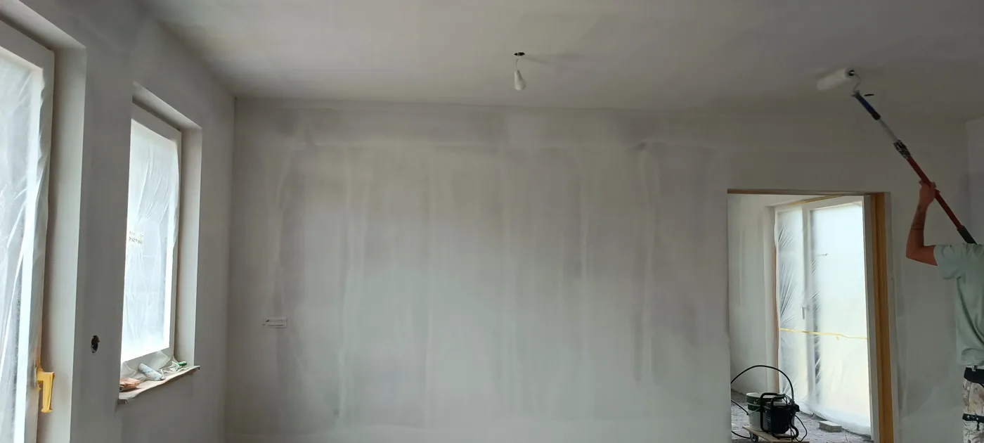 Smooth ceiling in a new build painted white (3) – A&G Premium Service, Salzburg