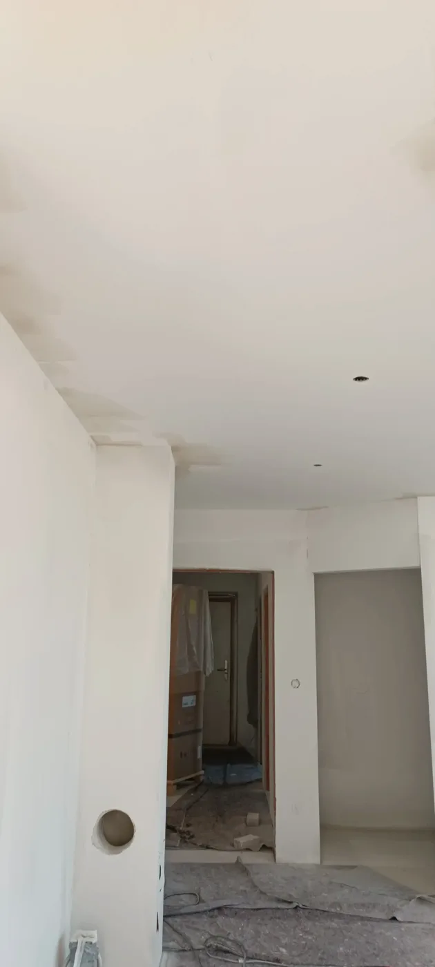 Smooth ceiling in a new build painted white (14) – A&G Premium Service, Salzburg